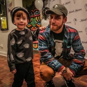 Meet your Posher, Aaron