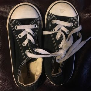 Converse size 8