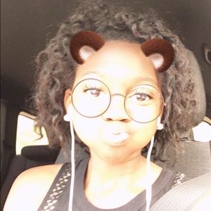 Meet your Posher, Fallon