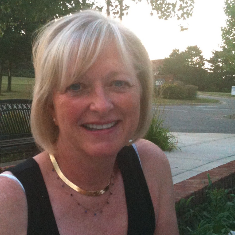 Meet your Posher, Jennifer