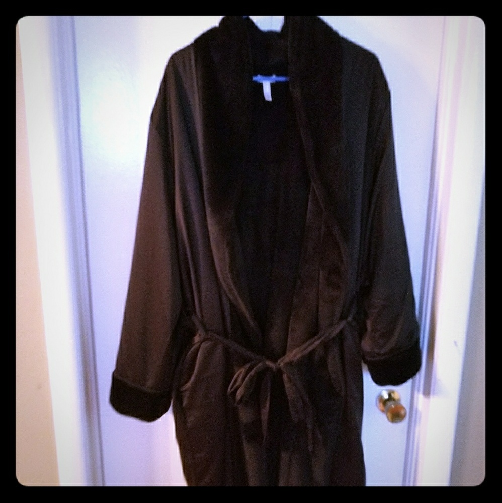 Soma Intimates reversible robe