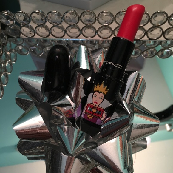 MAC Cosmetics Other - Limited Edition! MAC DISNEY VILLAINS 💄