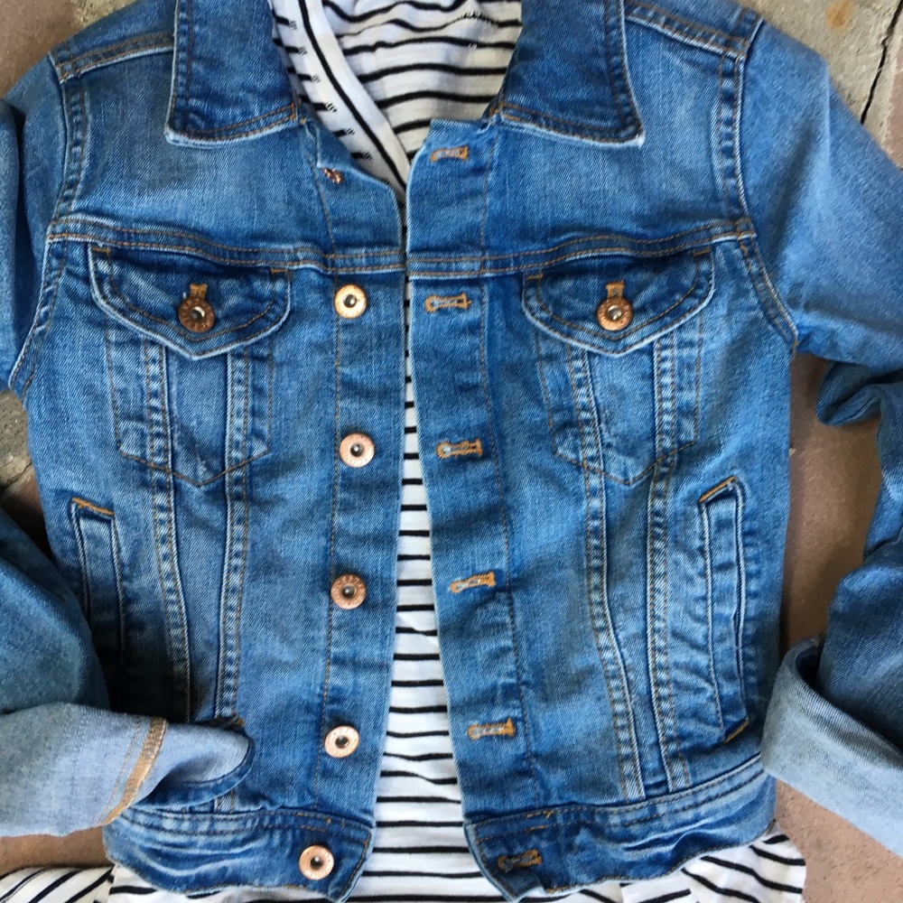 SOLD Basic denim jacket