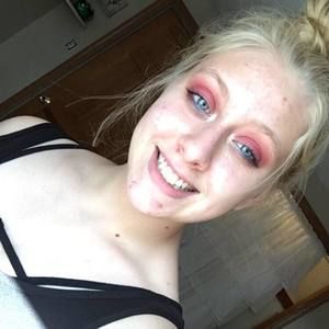 Meet your Posher, Ciara