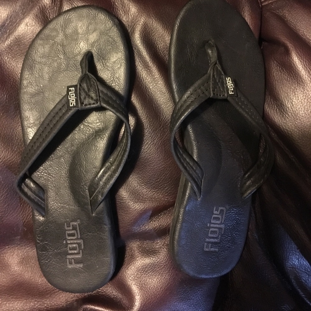 FLOJOS black leather sandals