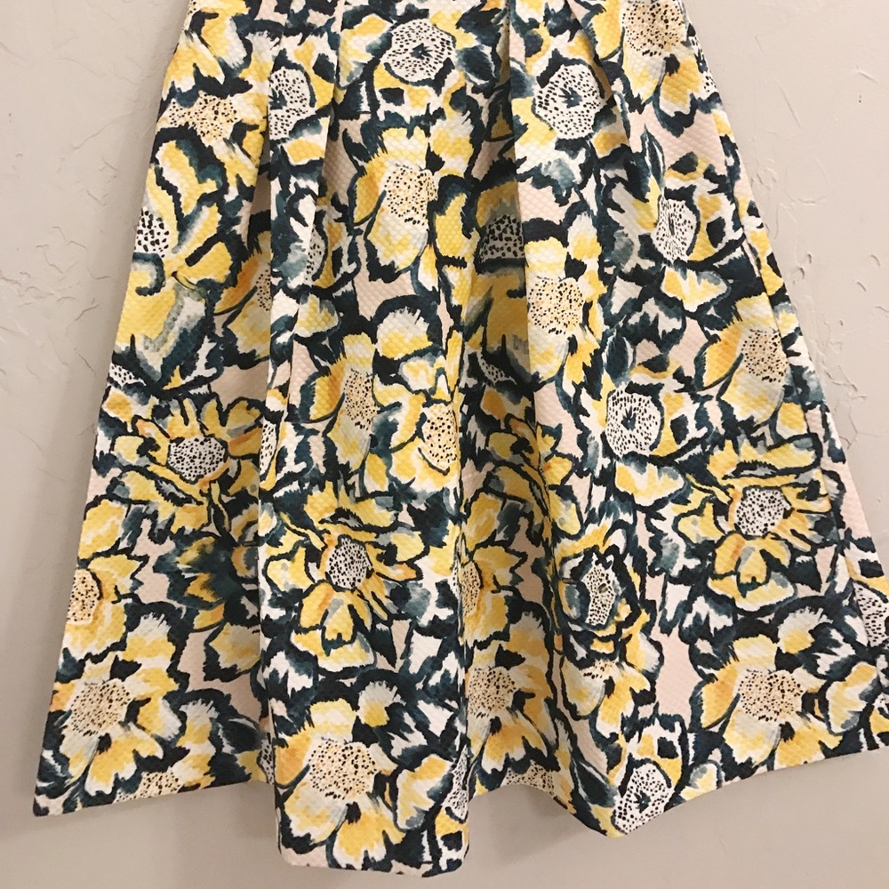 H&M A Line Midi Quilted Floral Skirt