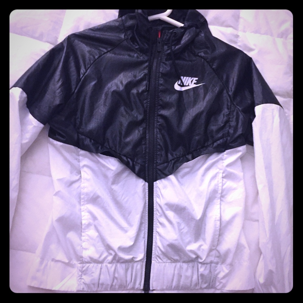 Nike windbreaker brand new