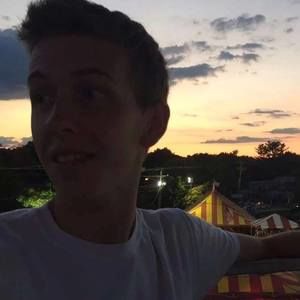 Meet your Posher, Colby