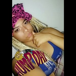 Meet your Posher, Ajaâ