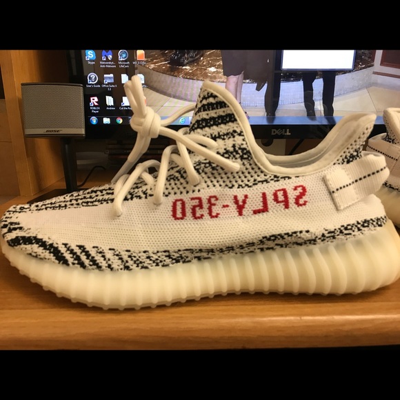 YEEZY 350 BOOST V2 ZEBRA - Picture 2 of 8