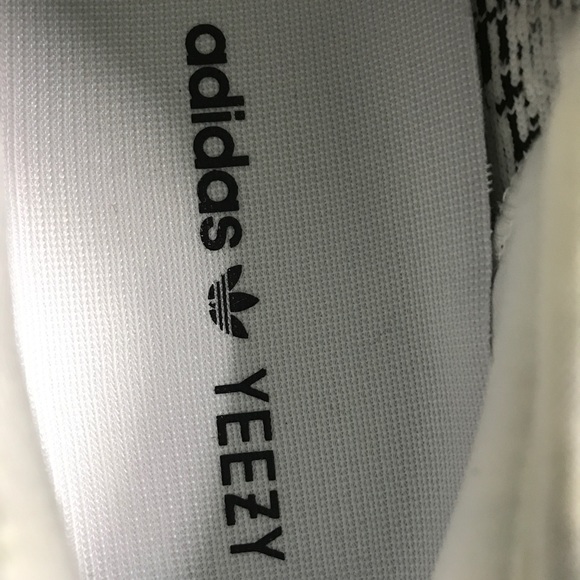 YEEZY 350 BOOST V2 ZEBRA - Picture 8 of 8