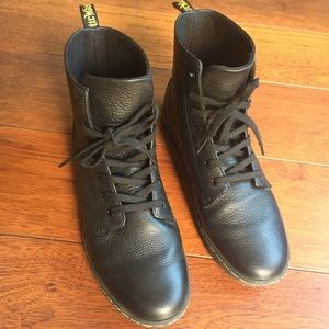 Dr. Martens Woman's Leyton