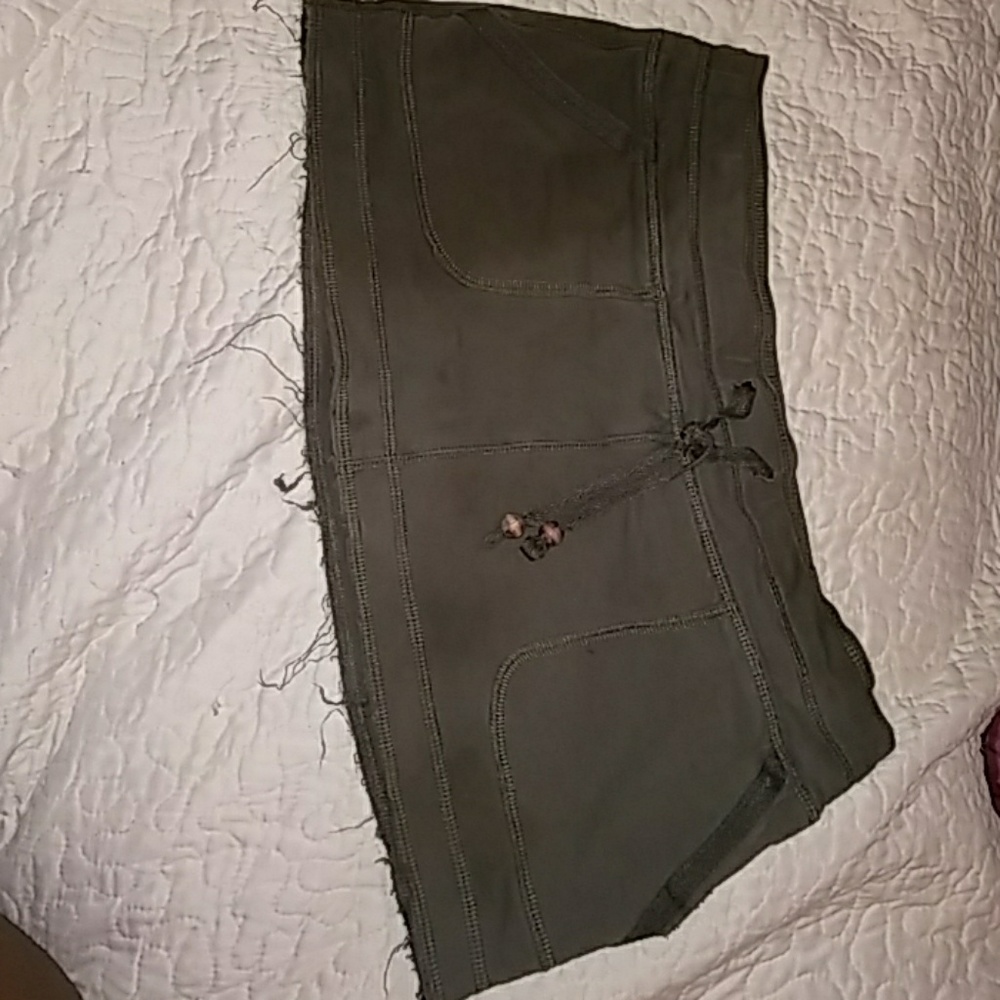 Personal Identity army green skort
