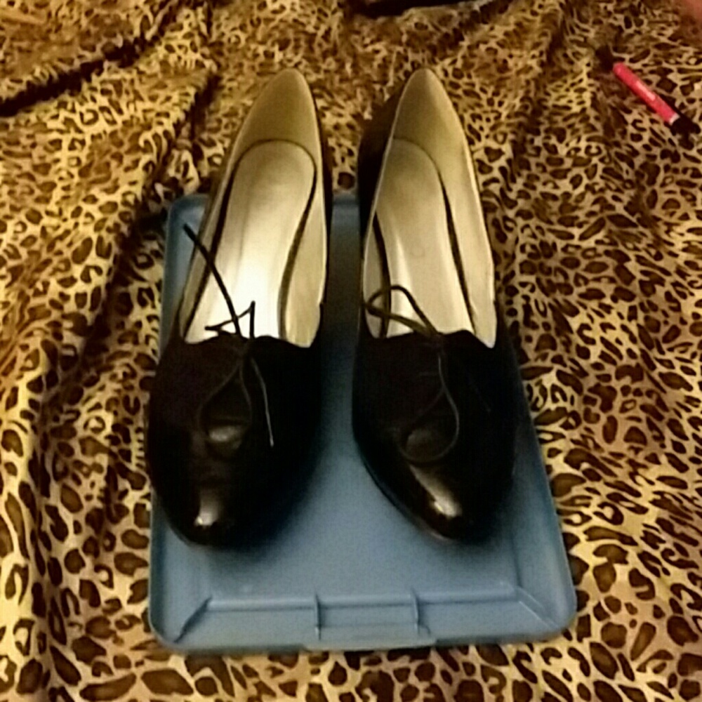 2.5 inch heels