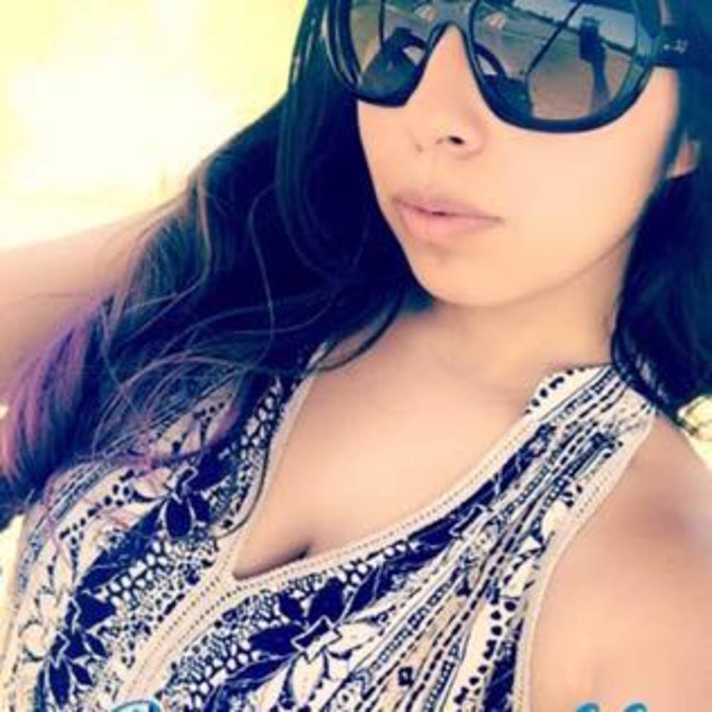 Meet your Posher, Yazmin