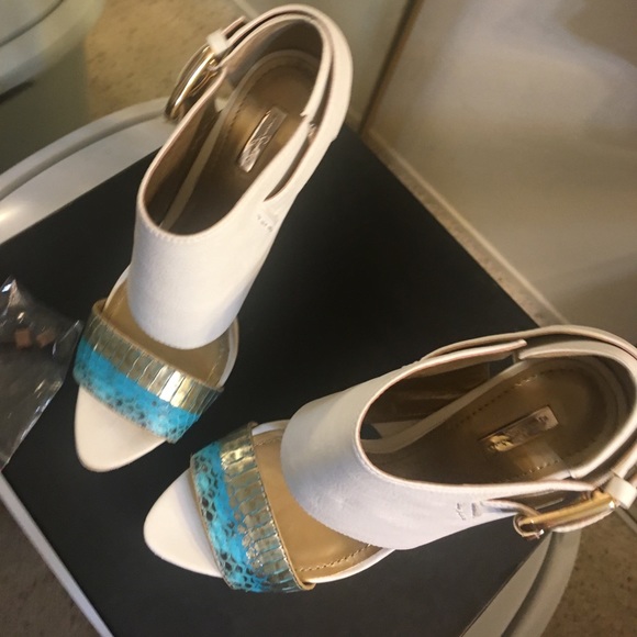 Report signature-size 8 - Picture 1 of 5