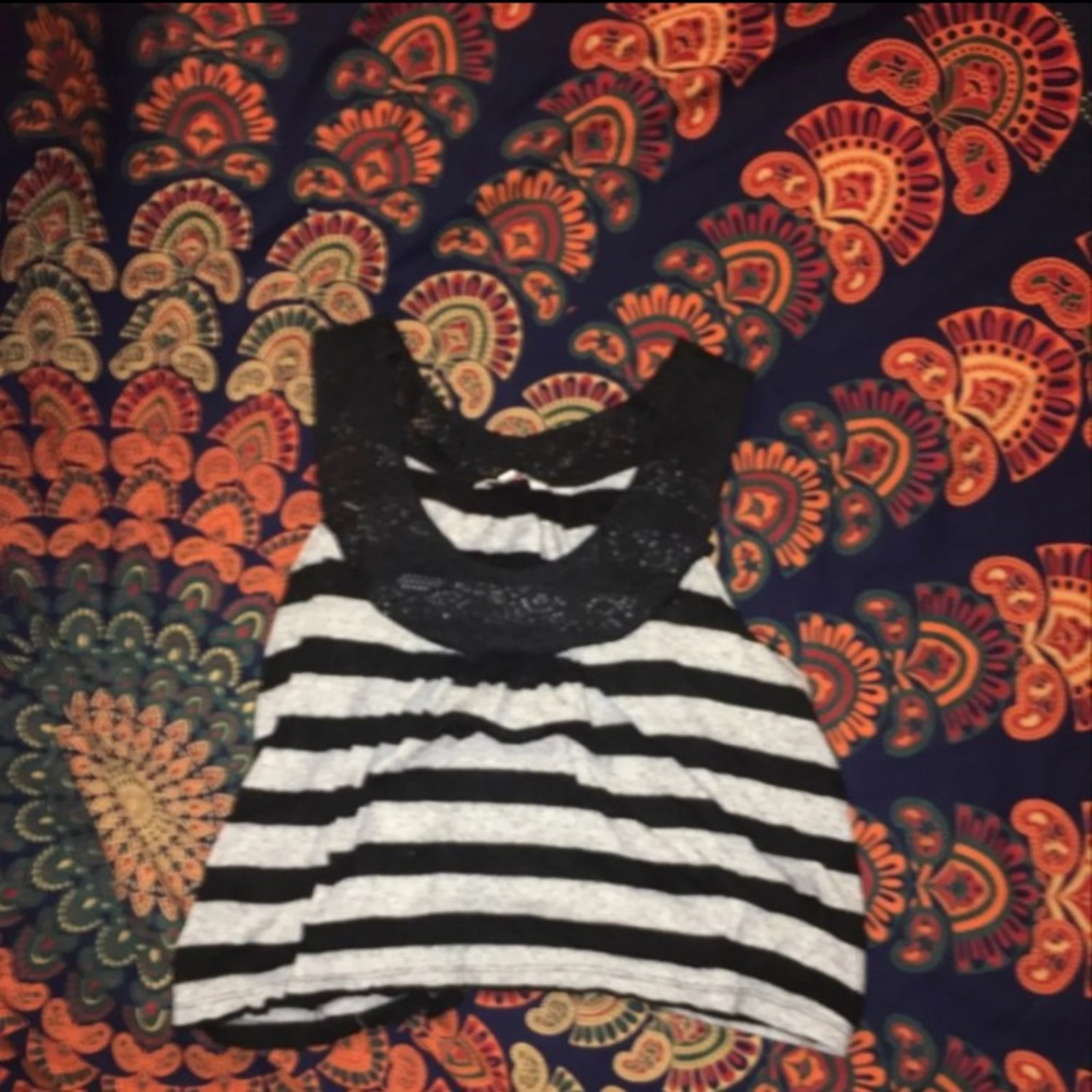Striped Tank w Lace Trim