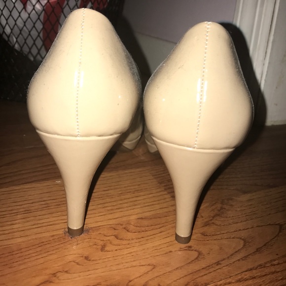 Bandolino heels - Picture 3 of 3