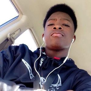 Meet your Posher, Javares