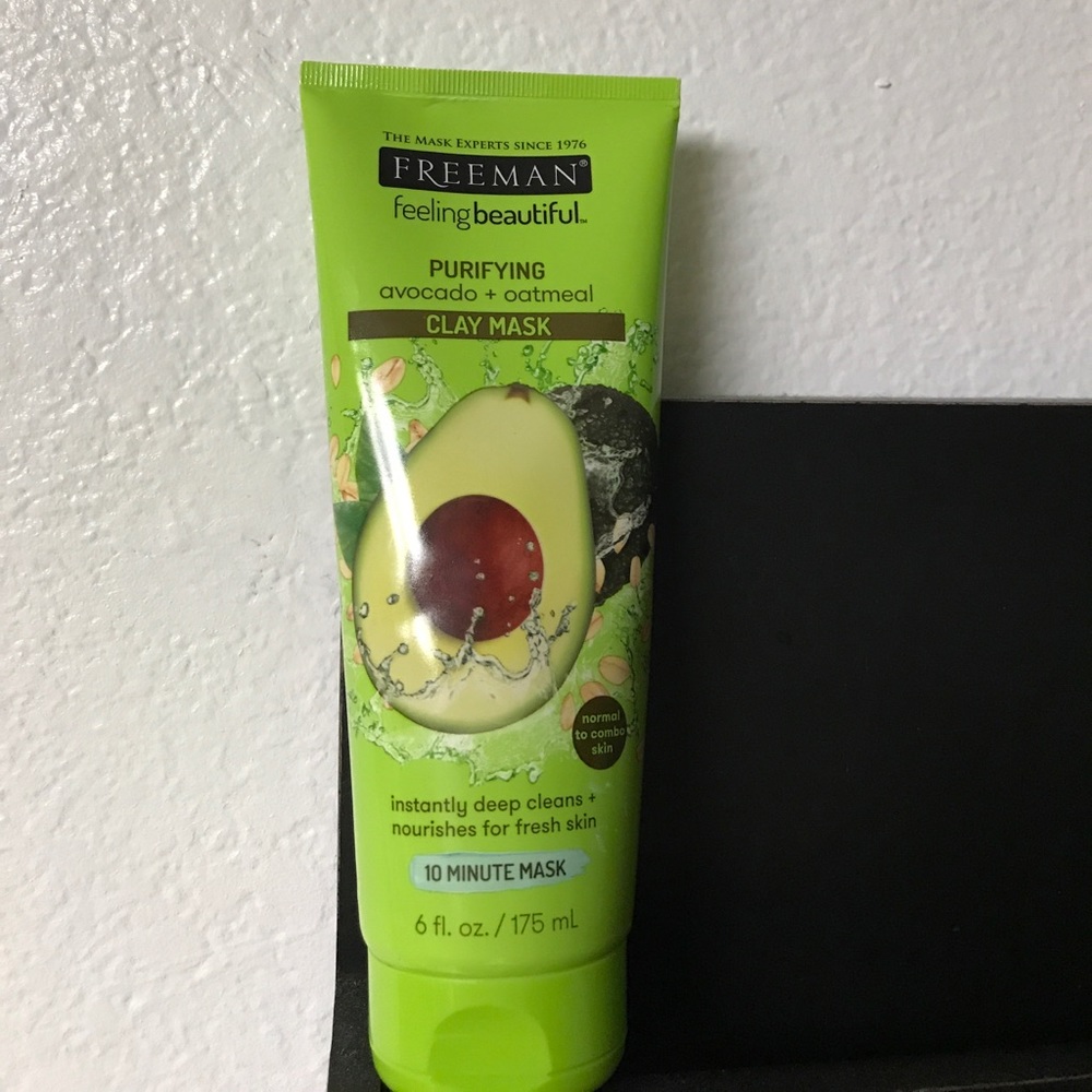 Purifying Avocado+Oatmeal Lay Mask