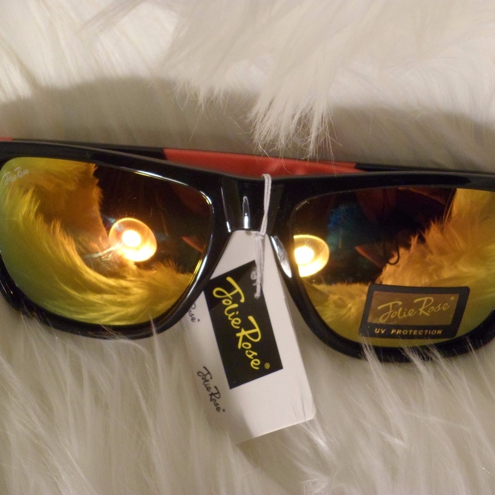 Jolie Rose Mirrored Sunglasses