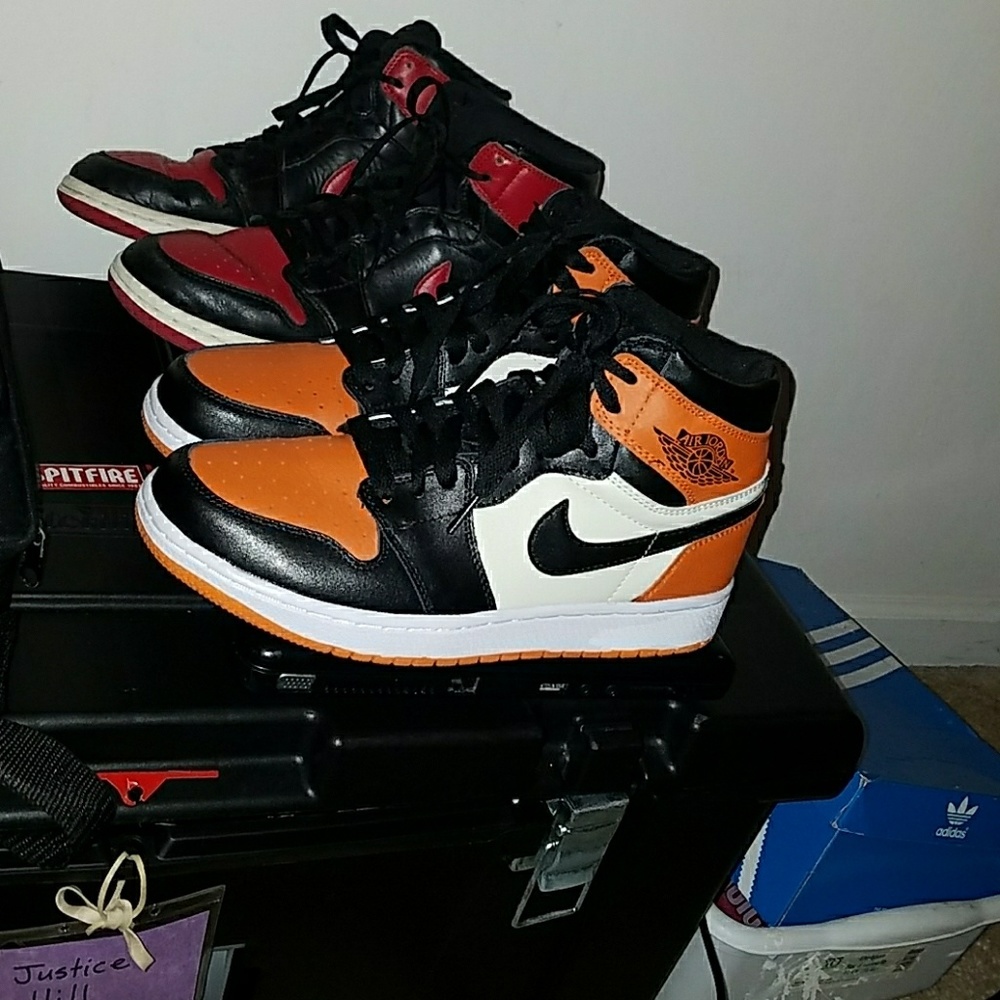 Nike air jordan Shattered backboards