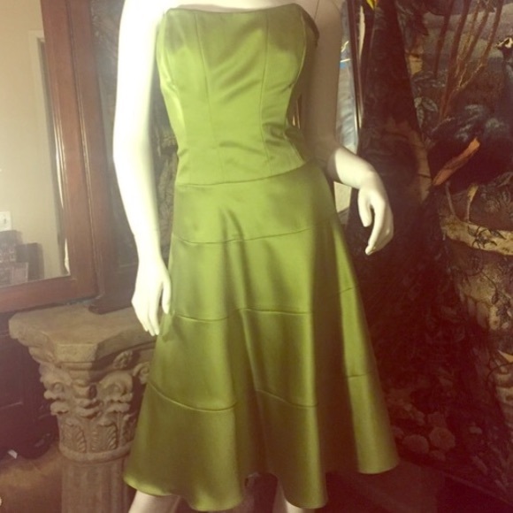 Nicole Miller Dresses & Skirts - FINAL⬇️‼️Nicole Miller NWOT Strapless Corset Dress