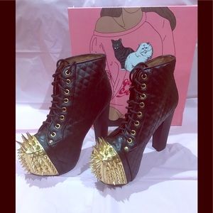 Jeffrey Campbell Spiked Gold Toe Litas. Size 7.5