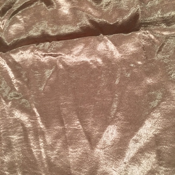 Rose silk top - Picture 4 of 5