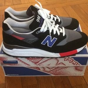 New Balance men's 998 size. 10.5