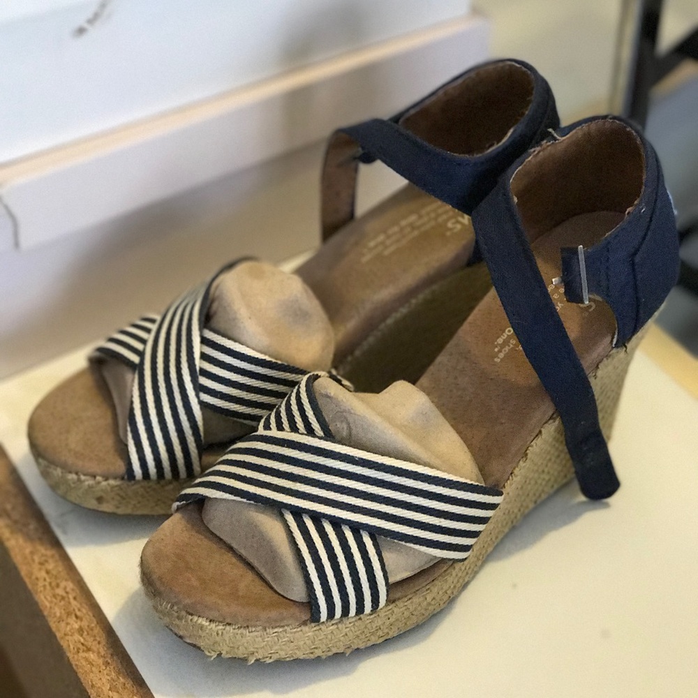 Toms wedge new