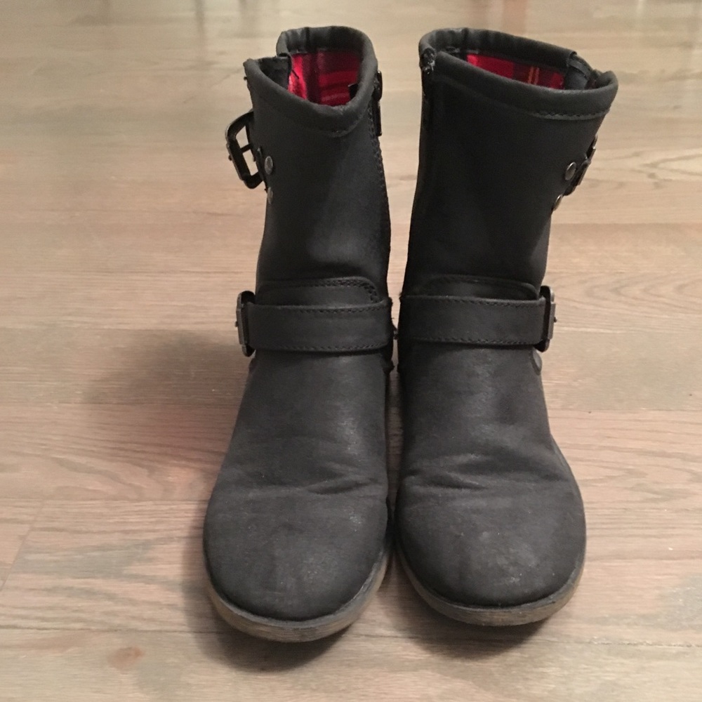 Clunky boots