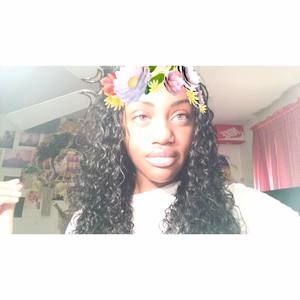 Meet your Posher, Crystal