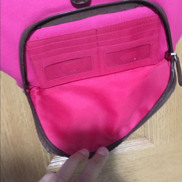 SALE-Cold water creek Crossbody bag - Picture 3 of 4