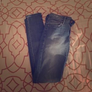 Light wash h&m skinny fit jeans