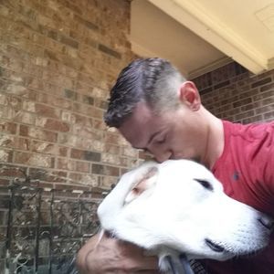 Meet your Posher, Lee