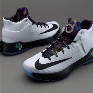 New Nike shoes Durant kevin size 17