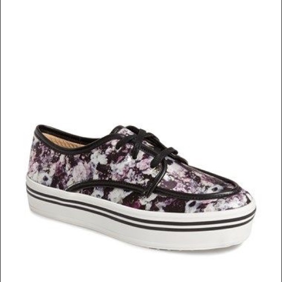 Floral Print Platform Retro Low Top Sneakers - Picture 3 of 8