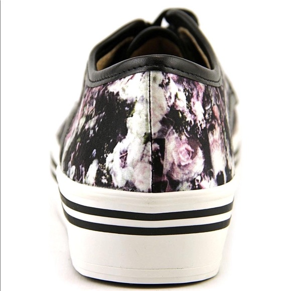 Floral Print Platform Retro Low Top Sneakers - Picture 5 of 8