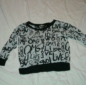 Half sleeve crop top