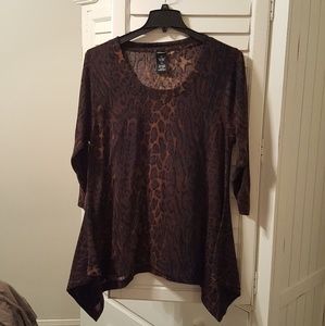 Precise Leopard Sharkbite Tunic