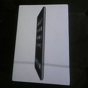 ipad mini 2 brand new in the box