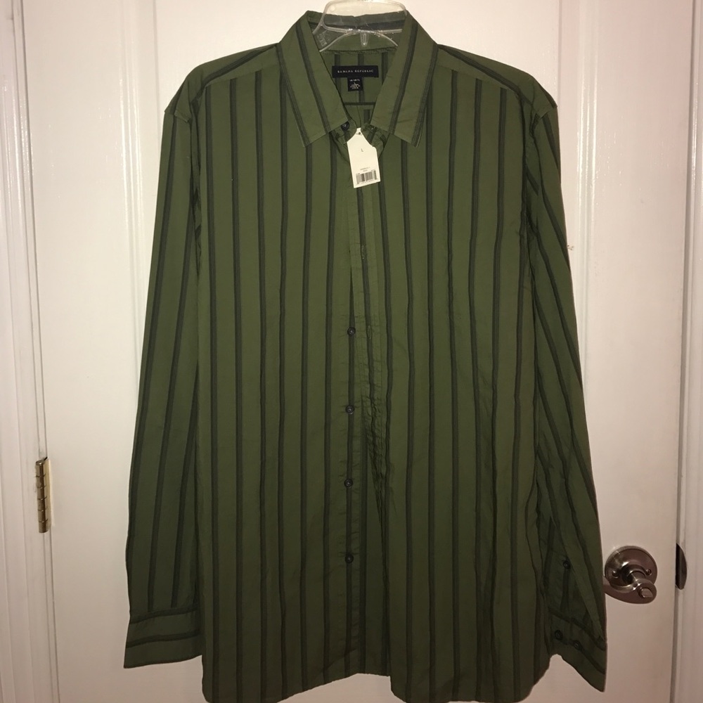 BANANA REPUBLIC button down