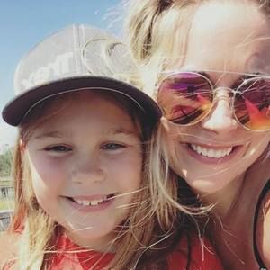 Meet your Posher, Mallory