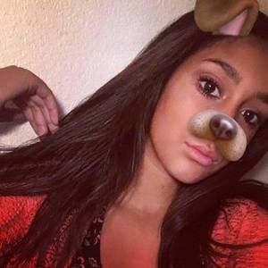 Meet your Posher, Savannah