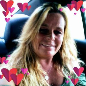 Meet your Posher, Carla