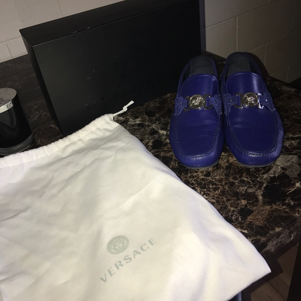 Versace shoes authentic