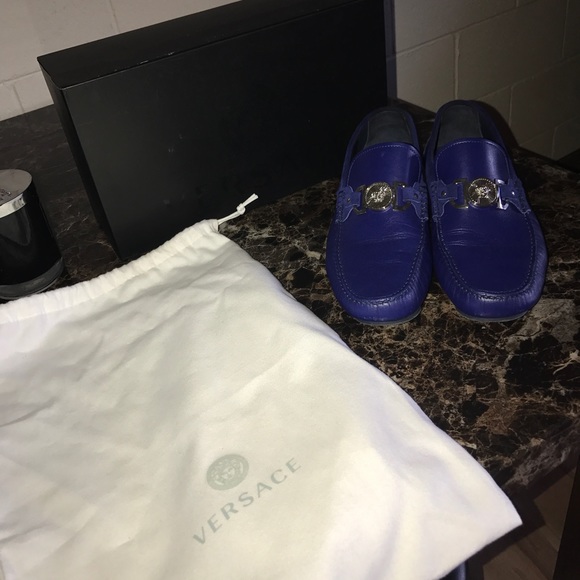 Versace shoes authentic - Picture 1 of 4