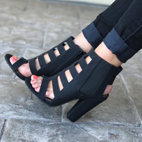 Mat Black Caged Strappy Block Heel Sandal - Picture 4 of 5