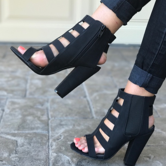 Mat Black Caged Strappy Block Heel Sandal - Picture 5 of 5